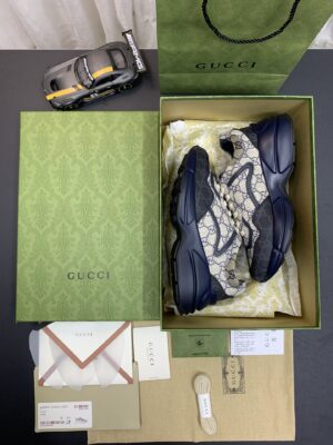 Gucci-Rhyton-Sneaker-BLUE-6.jpg