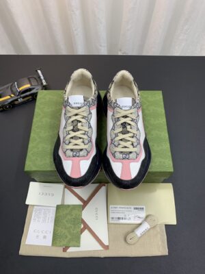 Gucci-Rhyton-Sneaker-BluePink-8.jpg