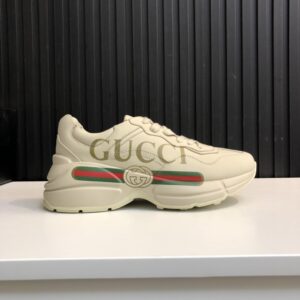 Gucci-Rhyton-Sneaker-LOGO-5.jpg