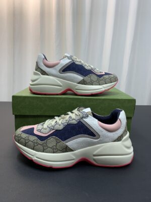 Gucci-Rhyton-Sneaker-Pink-Blue-2.jpg
