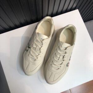Gucci-Rhyton-Sneaker-RED-GREEN-LOGO-4.jpg