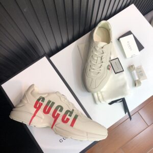 Gucci-Rhyton-Sneaker-RED-GREEN-LOGO-6.jpg