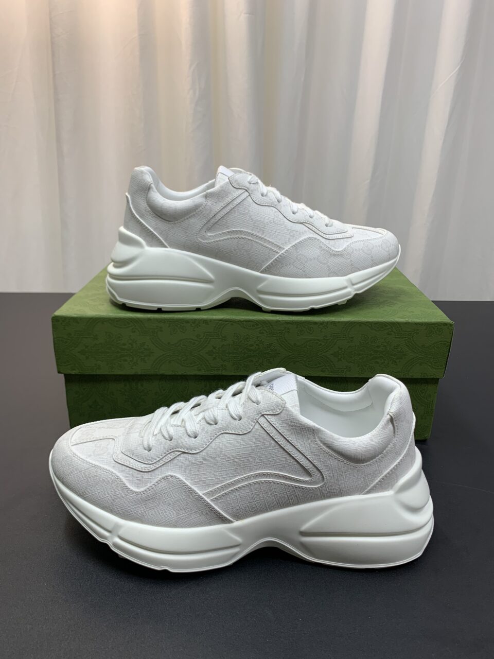 Gucci Rhyton Low Top Rep Sneaker – WHITE