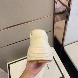 Gucci-Rhyton-Sneaker-Yankee-2.jpg