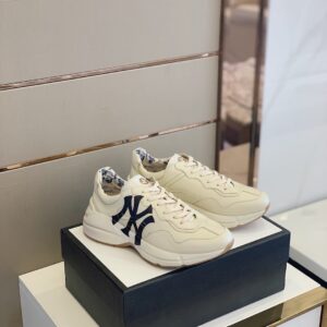 Gucci-Rhyton-Sneaker-Yankee-7.jpg