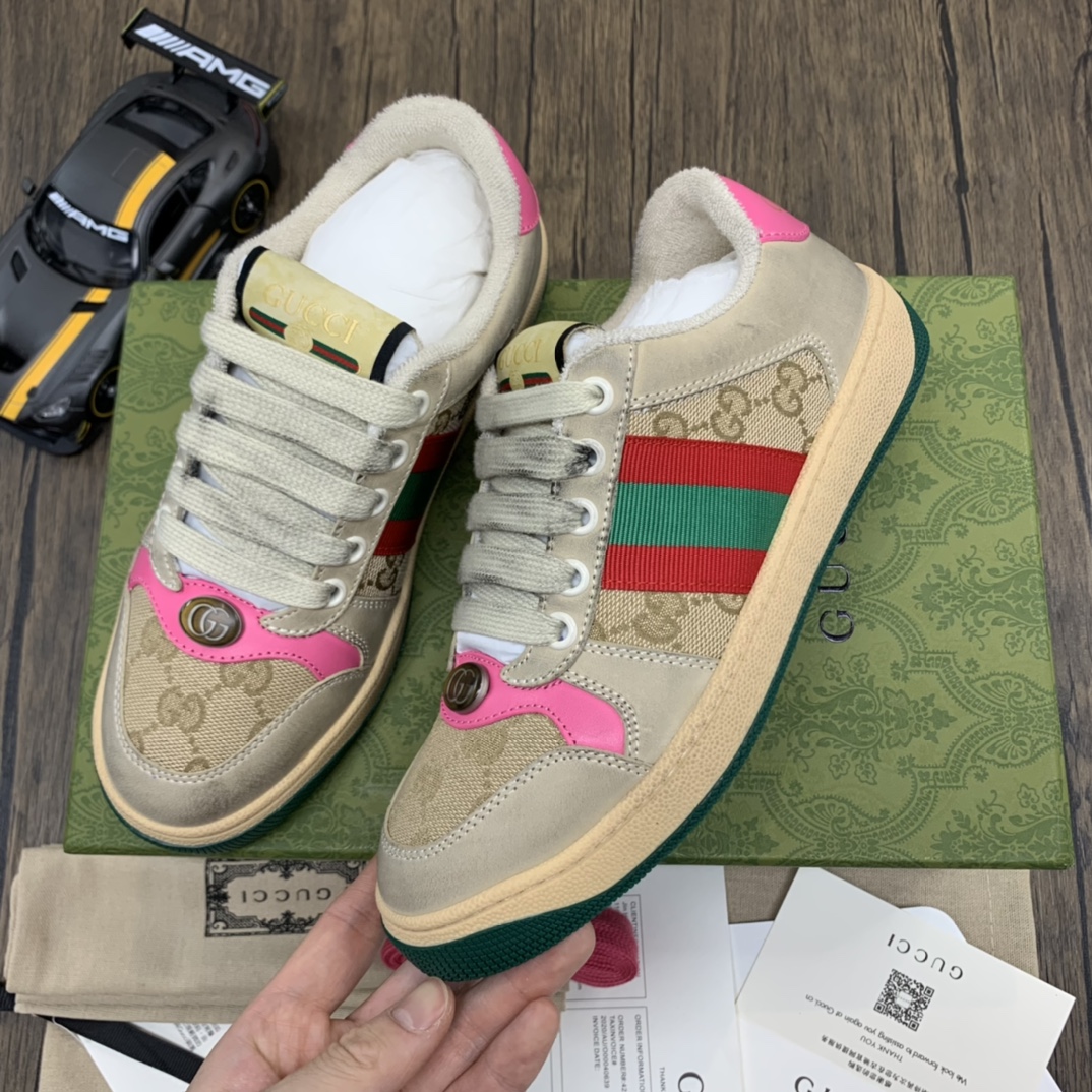 Gucci-Screener-Pink-Green-1.jpg