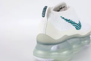 HHH_8762_AIR-MAX.webp