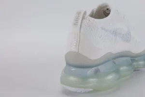 HHH_8805_AIR-MAX.webp