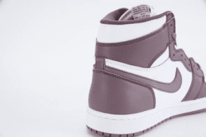 JORDAN-1-HIGH-OG-SKY-J-MAUVE00005-595x397-1.png