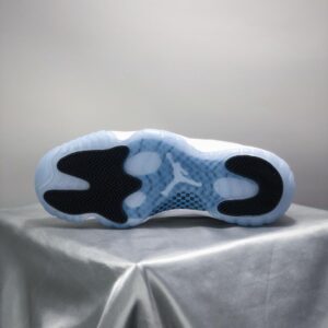 JORDAN-11-LEGEND-BLUE-1.jpg
