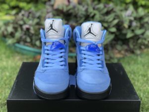 JORDAN-5-UNC-3.jpg