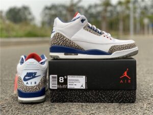 JORDAN2RETROTRUEBLUE_4.jpg