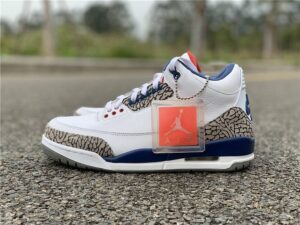 JORDAN2RETROTRUEBLUE_7.jpg