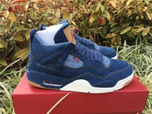 JORDAN4LEVIDENIM_9.jpg