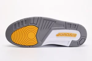 Jordan-3-Retro-Kobe-Bryant-PE-Top-Version-Reps2.webp