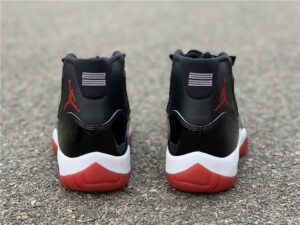Jordan11RetroPlayoffsBred_2019.jpg