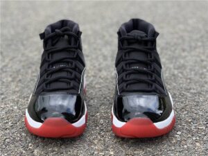 Jordan11RetroPlayoffsBred_2027.jpg