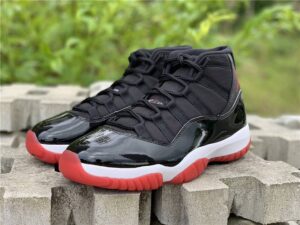 Jordan11RetroPlayoffsBred_2033.jpg