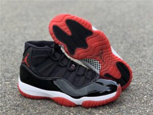 Jordan11RetroPlayoffsBred_2035.jpg