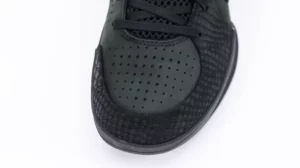 Kobe-4-Protro-Gift-of-Mamba-Top-Version6.webp