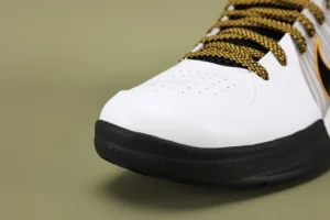 Kobe-4-Protro-White-Black-Del-Sol-8.webp
