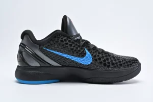 Kobe-6-Dark-Knight-Praemie-REPLICA2.webp