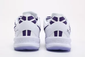 Kobe-8-Protro-Court-Purple-2.webp
