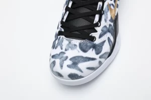 Kobe-8-Protro-Mambacita-Top-Replica3.webp