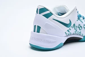 Kobe-8-Protro-Radiant-Emerald-REPS4.webp