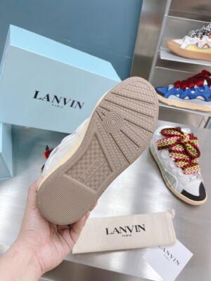 LANVING-CURB-SNEAKER-3.jpg