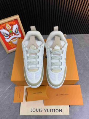 LV-SKATE-3-4.jpg