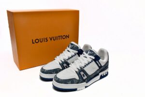 LV-TRAINER-4-1.jpg
