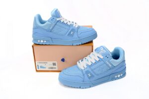 LV-TRAINERS-5-1.jpg