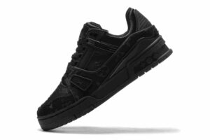 LV-TRAINERS-SOLID-BLACK-1-scaled-1.jpg