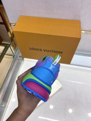Louis-Vuitton-Tatic-Runner-Blue-1.jpg