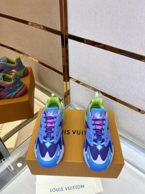 Louis-Vuitton-Tatic-Runner-Blue-2.jpg