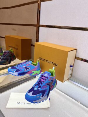 Louis-Vuitton-Tatic-Runner-Blue-3.jpg