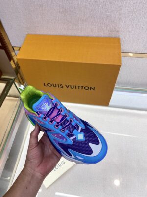 Louis-Vuitton-Tatic-Runner-Blue-4.jpg