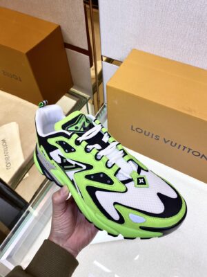 Louis-Vuitton-Tatic-Runner-Green-1.jpg
