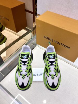 Louis-Vuitton-Tatic-Runner-Green-8.jpg