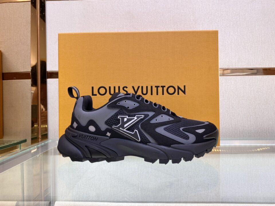 Louis Vuitton Tatic Runner Grey 1