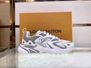 Louis-Vuitton-Tatic-Runner-White-1.jpg