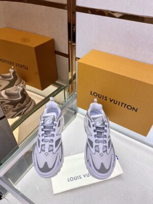 Louis-Vuitton-Tatic-Runner-White-2.jpg