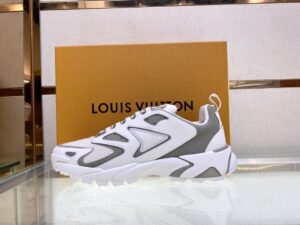 Louis-Vuitton-Tatic-Runner-White-5.jpg