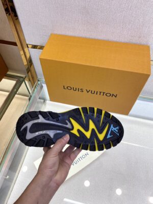 Louis-Vuitton-Tatic-Runner-Yellow-2.jpg