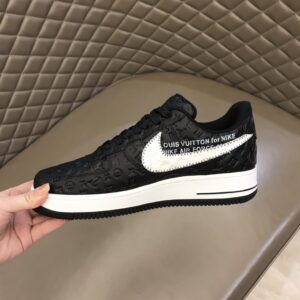 Louis-Vuitton-x-Nike-Air-Force-1-Emboss-Black-3.jpg