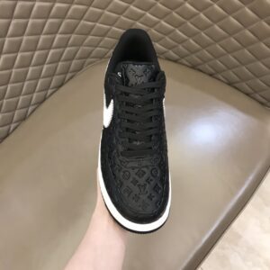 Louis-Vuitton-x-Nike-Air-Force-1-Emboss-Black-5.jpg