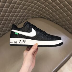 Louis-Vuitton-x-Nike-Air-Force-1-Emboss-Black-9.jpg