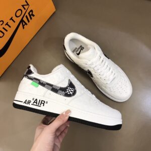 Louis-Vuitton-x-Nike-Air-Force-1-Emboss-Black-white-3.jpg