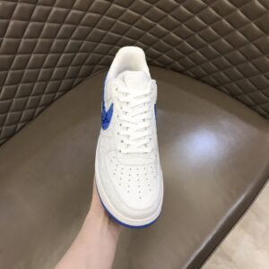 Louis-Vuitton-x-Nike-Air-Force-1-Emboss-Blue-white-3.jpg